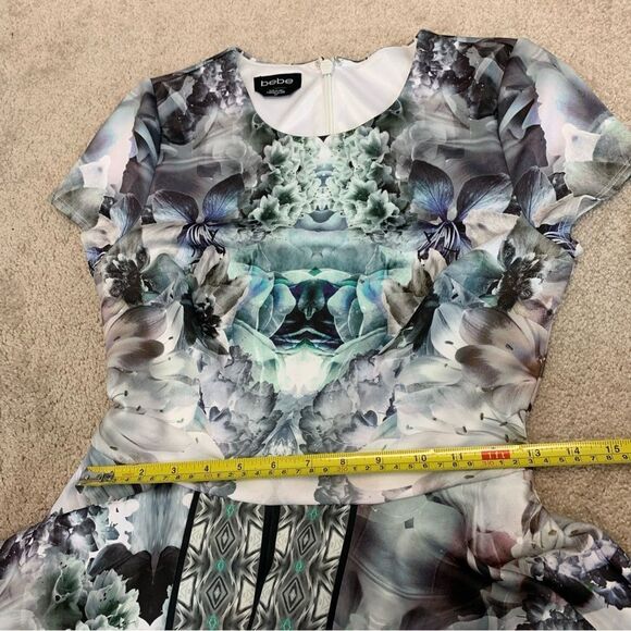 BEBE women’s blue green floral short sleeve skater dress Sz S - Picture 12 of 13